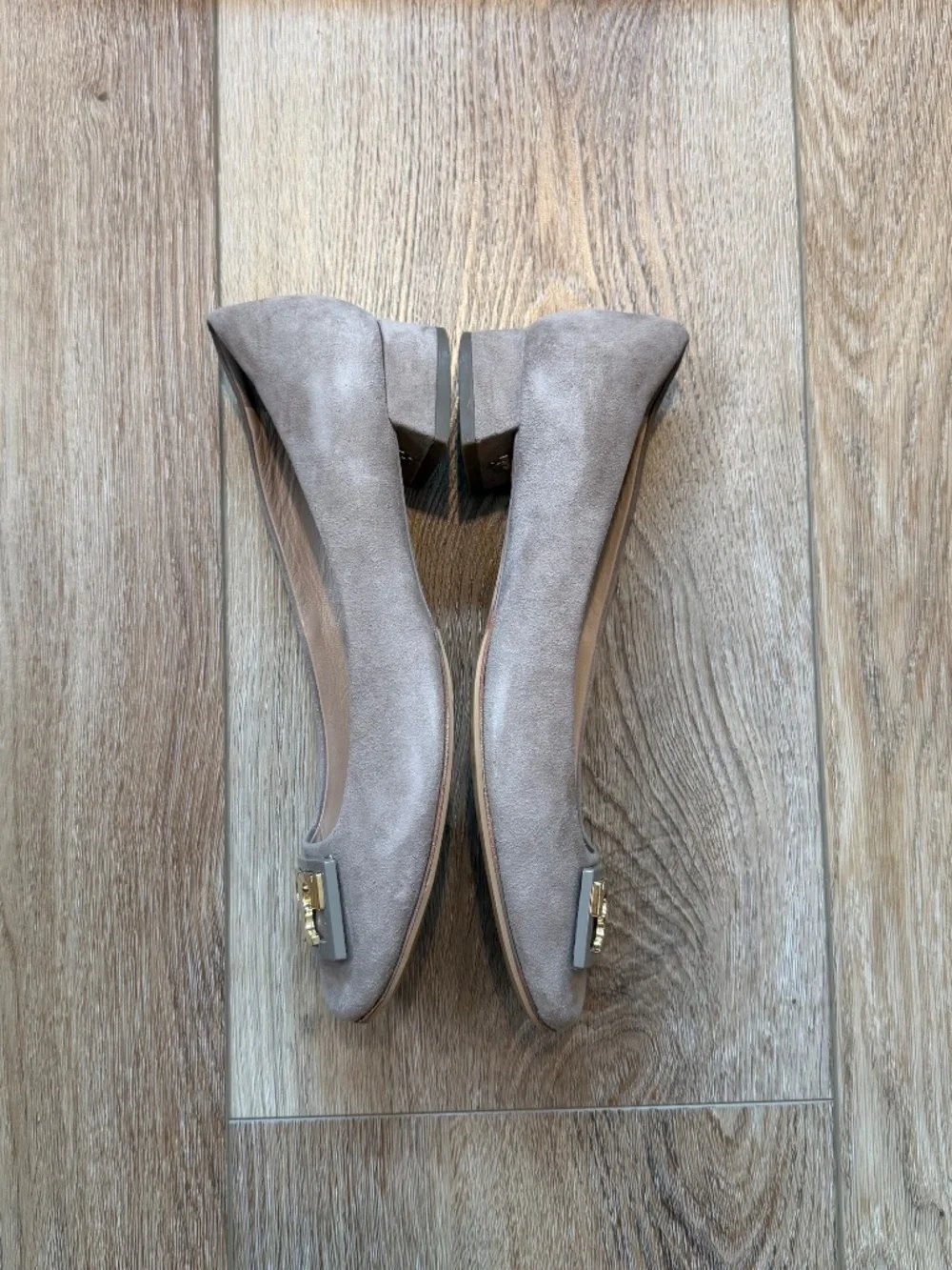 Tory Burch Gigi French Gray Suede Block Heel Pumps 6.5, In Original Box